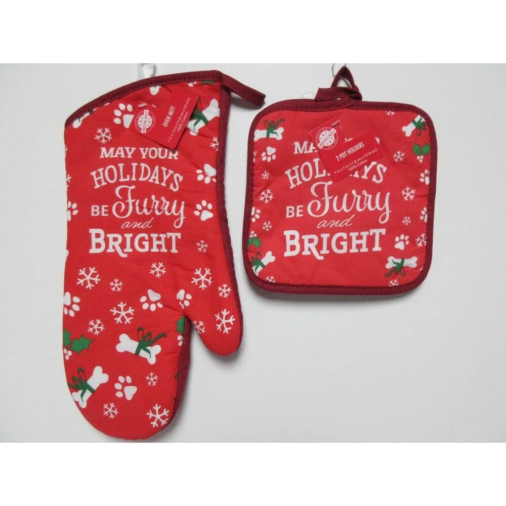 Christmas Kitchen Linens 